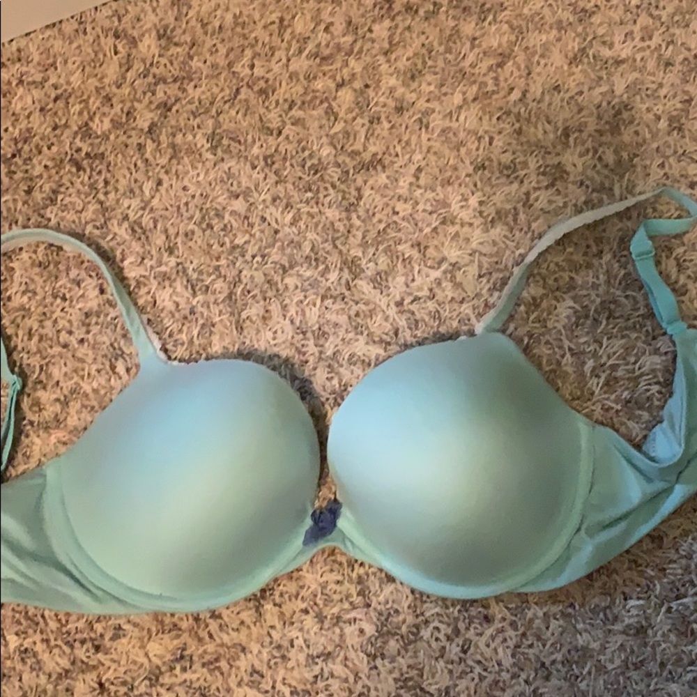Body by Victoria Push-up Bra